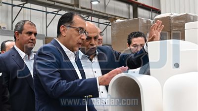 رئيس الوزراء يتفقد مصنع سانيبيور Sanipure لتصنيع الأدوات الصحية 