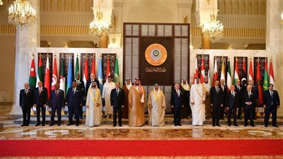 قمة البحرين تدعو لوقف إطلاق النار بغزة ونشر قوات حفظ سلام بفلسطين 