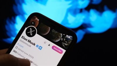 إيلون ماسك يعلن الانتقال النهائي من تويتر إلى «إكس دوت كوم»