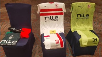 الزمالك بالزي التقليدي أمام نهضة بركان في إياب نهائي كأس الكونفيدرالية 