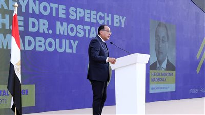 «مدبولي»: مصر تعمل على تطوير البنية التحتية التكنولوجية وفتح أسواق للشركات الناشئة 