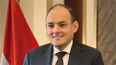 «التجارة» تكشف حقيقة وقف الإفراج عن السيارات الواردة للاستعمال الشخصي