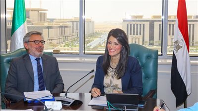 مصر وإيطاليا تتفقان على بدء مفاوضات المرحلة الرابعة لبرنامج مبادلة الديون