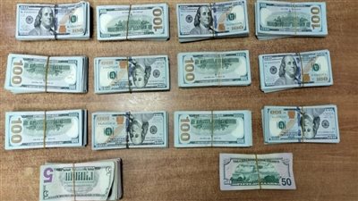 ضبط قضايا إتجار بالنقد الأجنبي بقيمة 12 مليون جنيه خلال 24 ساعة 