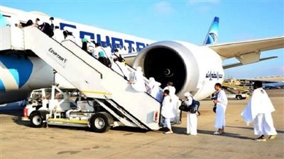 بدء تسيير الجسر الجوي لإعادة حجاج القرعة إلى مصر