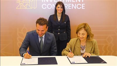 «المشاط» تشهد توقيع اتفاقيتين بقيمة 621 مليون يورو مع بنك الاستثمار الأوروبي 