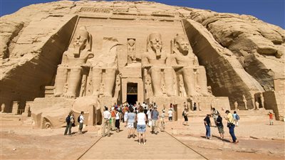 مصر تستقبل 7.069 مليون سائح خلال النصف الأول من 2024