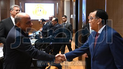 الحكومة الجديدة تبدأ أول اجتماعاتها لمتابعة حل مشكلة الكهرباء