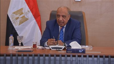 وزير الكهرباء يوجه شركات التوزيع بتكثيف حملات القضاء على سرقات التيار