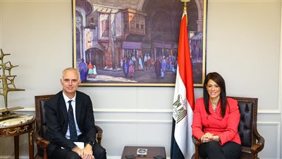 مصر تبحث مع الاتحاد الأوروبي تفعيل آلية ضمانات الاستثمار بـ1.8 مليار يورو 