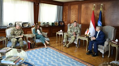 قناة السويس تحقق 7.2 مليار دولار إيرادات خلال 2023-2024