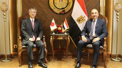 وزير قطاع الأعمال يبحث تعزيز الفرص المتاحة للاستثمارات اليابانية في مصر 
