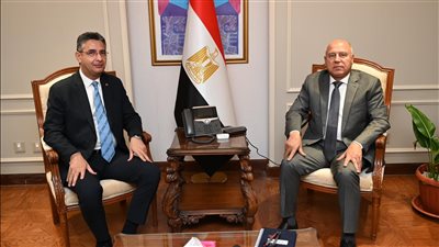 وزيرا النقل والتموين يناقشان مقترحات تيسير تداول وتوزيع الأقماح والسلع الغذائية