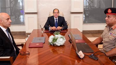 الرئيس السيسي: تطوير محاور منظومة التعليم ودعم مهارات المعلمين في مقدمة الأولويات