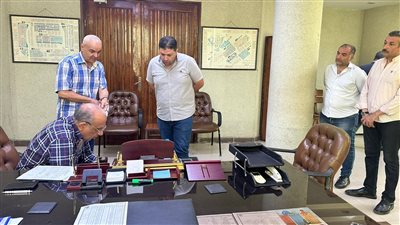 وزير الكهرباء يتفقد قطاع شبكات المدن الجديدة بالعاشر من رمضان  