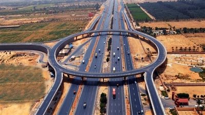 نزع ملكية بعض الأراضي لتنفيذ مشروع تطوير طريق القاهرة الإسكندرية الصحراوي