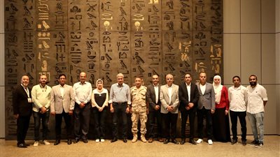 وزير السياحة يتابع الموقف التنفيذي لمستجدات الأعمال بالمتحف المصري الكبير