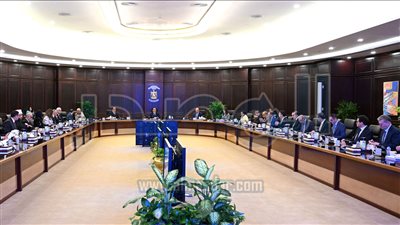 رئيس الوزراء: الحكومة ملتزمة بالعمل المتواصل على خفض معدل الدين للناتج المحلي