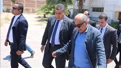 وزير الكهرباء يوجه بسرعة الاستجابة لشكاوى المشتركين ومراجعة منظومة الأعطال