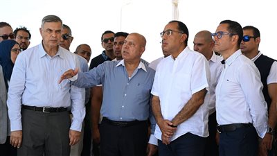رئيس الوزراء يستعرض مخطط إنشاء المنطقة الصناعية مرغم 3