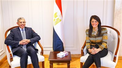 «المشاط»: تعزيز الاستفادة من منظومة الأقمار الصناعية لمتابعة تنفيذ مشروعات الخطة الاستثمارية