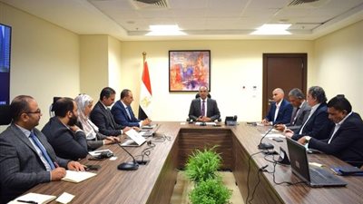 «الإسكان» تبحث التعاون مع «سيمنز» في استخدام الأنظمة والحلول الذكية