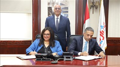 جهاز المشروعات يوقع عقدًا مع كاش للتمويل متناهي الصغر بـ100 مليون جنيه