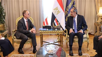مصر تبحث مع لاتفيا تعزيز التعاون في مجالات التعهيد والتحول الرقمي