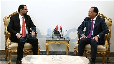 رئيس الوزراء يؤكد الحرص على تعزيز التعاون بين مصر وليبيا بكافة المجالات