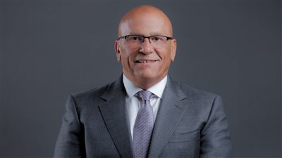 رئيس اتحاد التمويل الاستهلاكي: التكنولوجيا المالية تلعب دورًا حيويًا بتحسين كفاءة العمليات