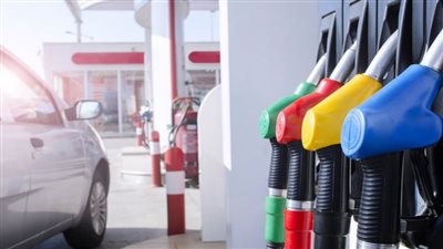 روسيا تمدد حظر تصدير البنزين حتى نهاية 2024