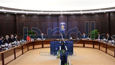 رئيس الوزراء يبحث مع مجموعة «القصراوي» للسيارات فرص التصنيع المحلي والتصدير