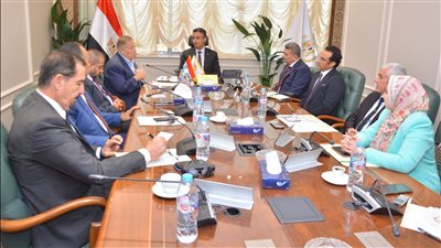 وزير التموين يبحث التعاون مع اتحاد المستثمرين بمجالات التجارة الداخلية والصناعات الغذائية