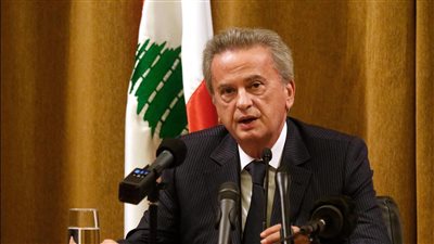 إلقاء القبض على رياض سلامة حاكم مصرف لبنان السابق 