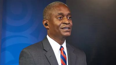 رئيس الفيدرالي في أتلانتا: لا يمكن الانتظار لخفض أسعار الفائدة