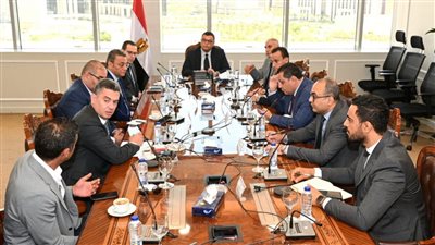 وزير الإسكان يتابع مع «السعودية المصرية للتعمير» معدلات تسويق مشروعات «المجتمعات العمرانية» 