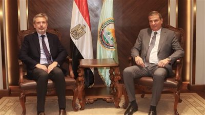 مصر و إيطاليا تبحثان التعاون في التصنيع الزراعى والاستزراع السمكي 