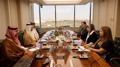 مصر والسعودية تبحثان تعزيز التعاون في مجال السياحة الساحلية بالبحر الأحمر 