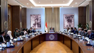 رئيس الوزراء يتابع مستجدات تنفيذ المرحلة الأولى بمشروع رأس الحكمة