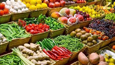 «التموين»: طرح الخضروات والفاكهة في المجمعات الاستهلاكية بتخفيضات 30% 