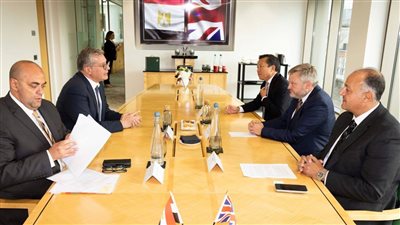 وزير البترول يبحث خطط شركة بي بي البريطانية لزيادة إنتاجها  في مصر