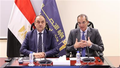 وزيرا قطاع الأعمال والاتصالات يتابعان مستجدات تطبيق برنامج تخطيط موارد المؤسسات «ERP» 