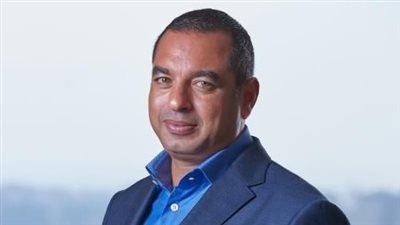 محمد منصور يناقش حلول انتقال الطاقة في قمة فايننشال تايمز بلندن