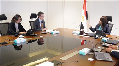 وزيرة التخطيط تناقش استعدادات المُشاركة في الاجتماعات السنوية للبنك الدولي