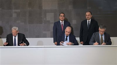  «النصر للسيارات» توقع اتفاقية لتأسيس شركة مساهمة لتصنيع الميني باص الكهربائي