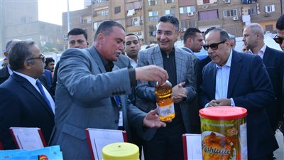 وزير التموين يفتتح «سوق اليوم الواحد» في إمبابة