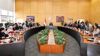 وزير الإسكان يتابع الموقف التنفيذى لمشروع «حديقة تلال الفسطاط»