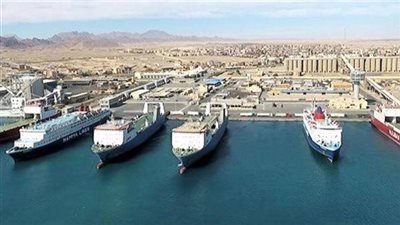 تداول 14 ألف طن و 714 شاحنة بضائع بموانئ البحر الأحمر