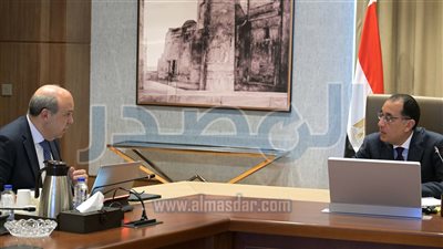 رئيس الوزراء يتابع موقف تنفيذ «مبنى 4 بمطار القاهرة الدولي»