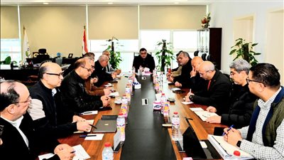 وزير الإسكان يتابع موقف تنفيذ المشروعات التنموية بالعلمين الجديدة 